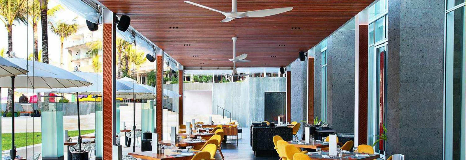 Year-round Indoor & Outdoor Living