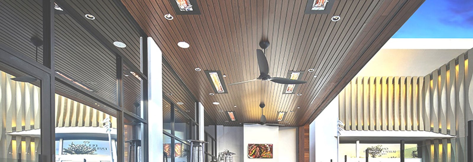 Year-round Indoor & Outdoor Living